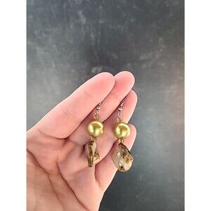 Green And Tan Beaded Shell Dangling Earrings Vintage Costume Jewelry